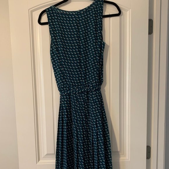 Halogen Fit and Flare Sleeveless Dress - Picture 3 of 6